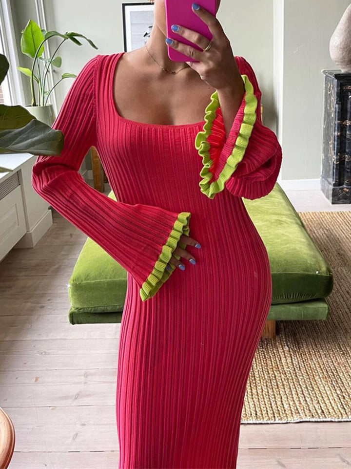 Zinnia | Maxi Jurk met Ribstructuur en Contrasterende Ruffles