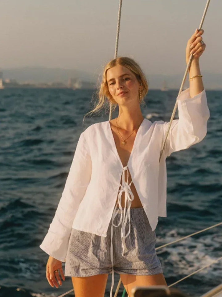 Zoë | Blouse met Striksluiting en Cropped Fit