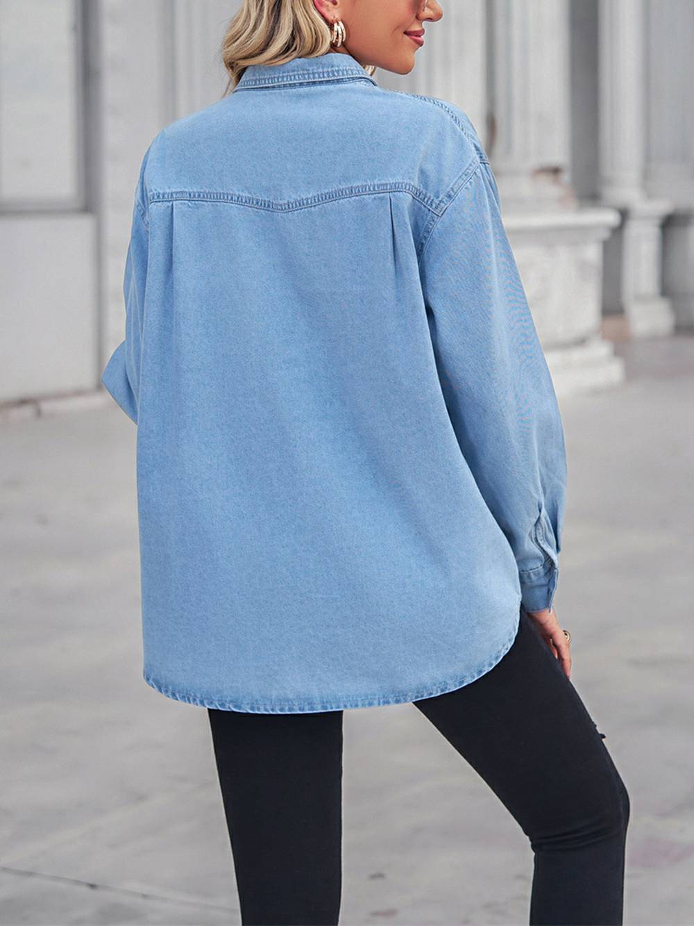 Adriënne | Denim Blouse met Borstzakken en Relaxte Fit