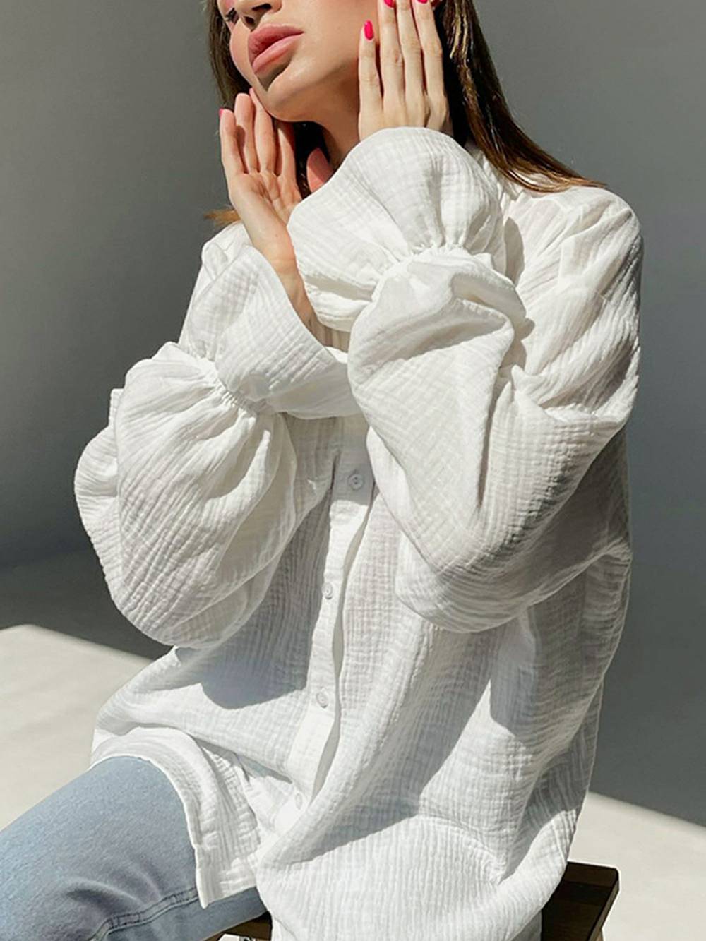 Aiyana | Luchtige Blouse met Structuur en Strikdetail