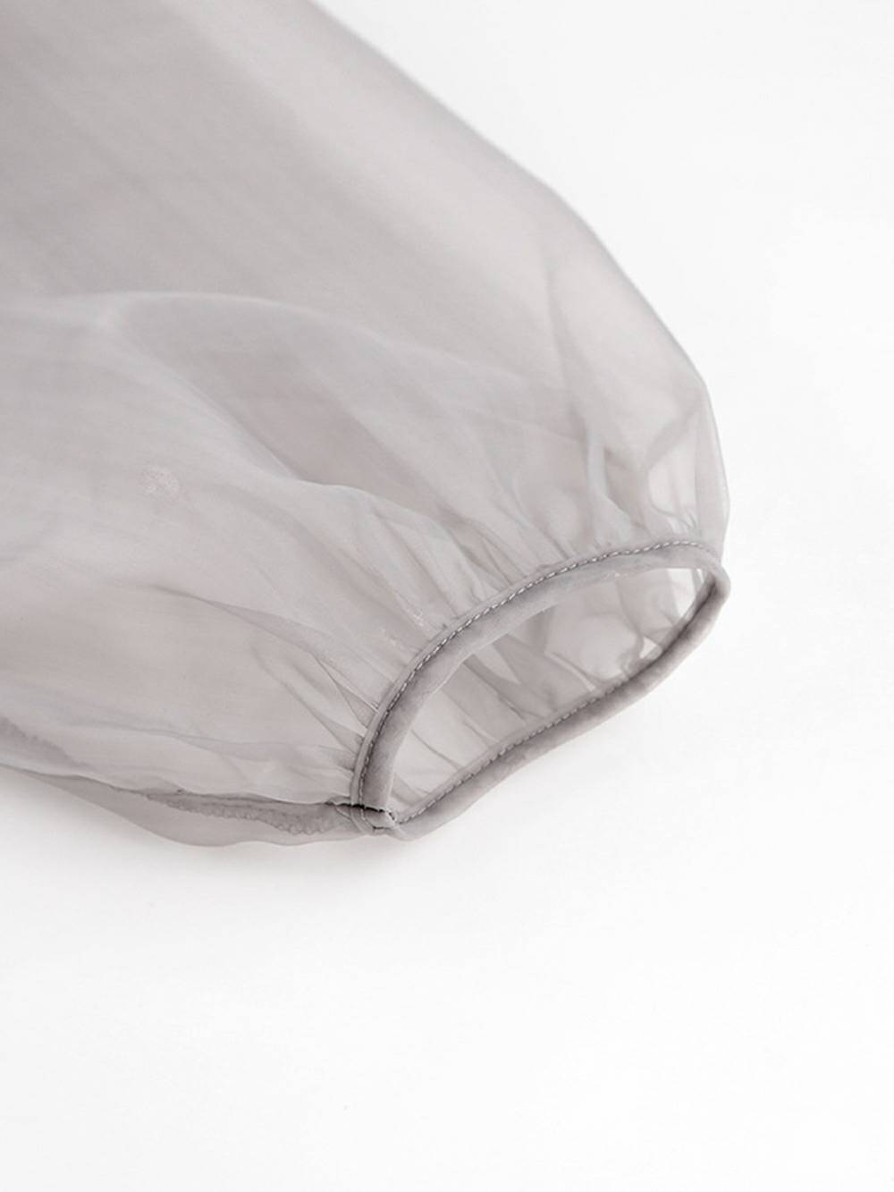 Adina | Blouse met Organza Look en Strikdetail