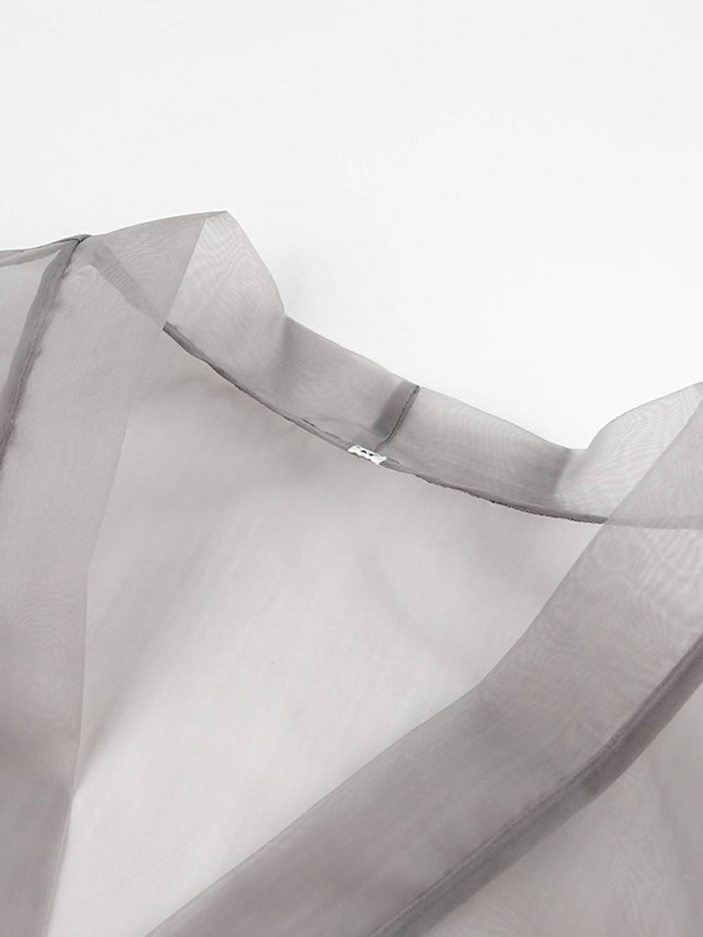 Adina | Blouse met Organza Look en Strikdetail