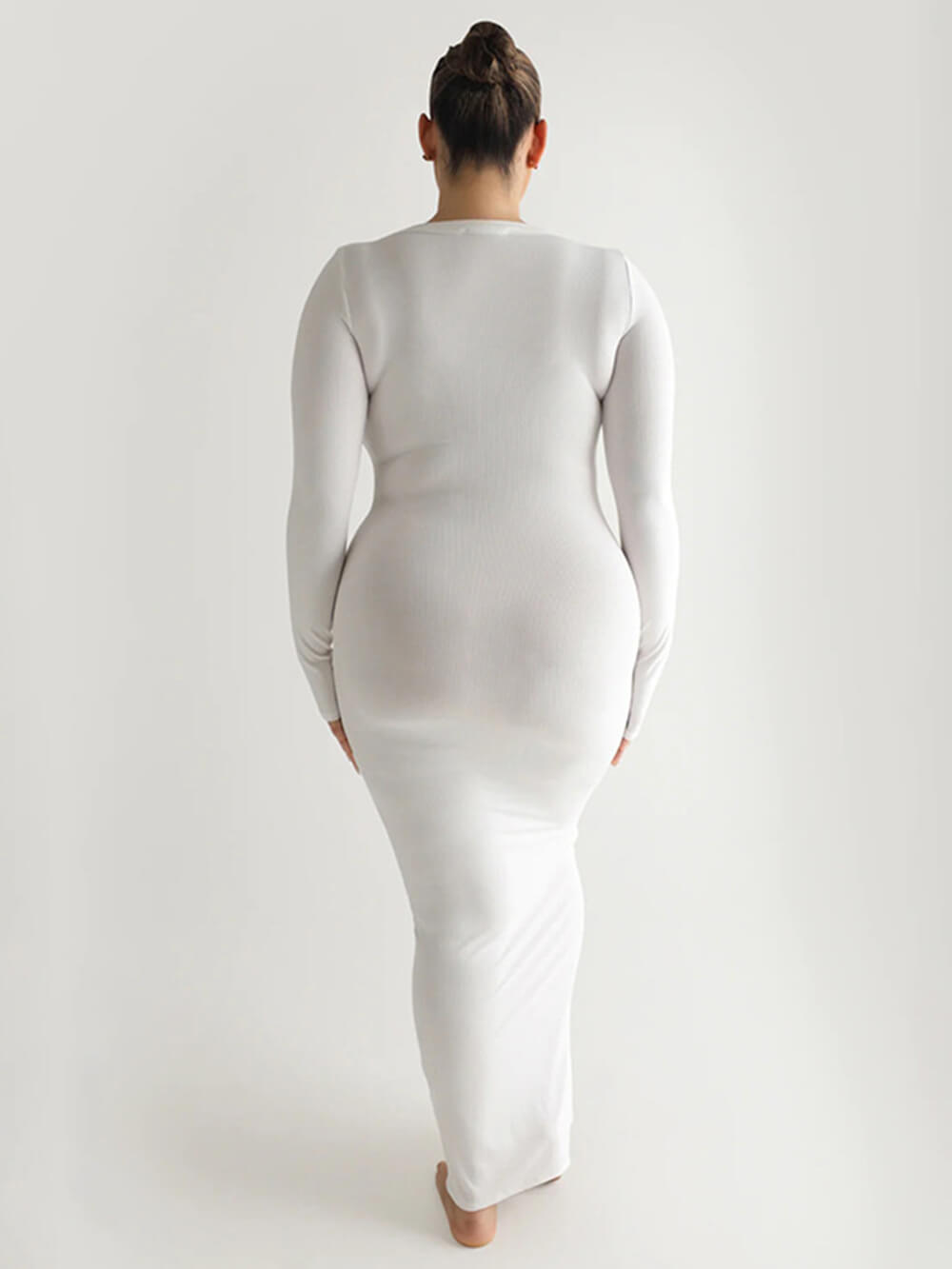 Livia | Maxi Jurk met Lange Mouwen en Minimalistische Pasvorm