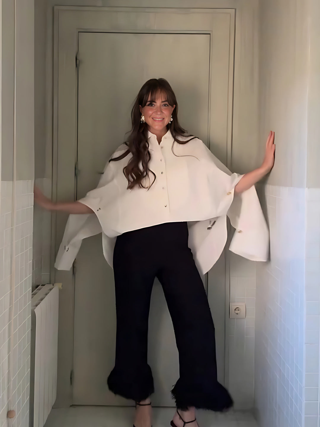 Feline | Blouse met Minimalistisch Design en Oversized Fit