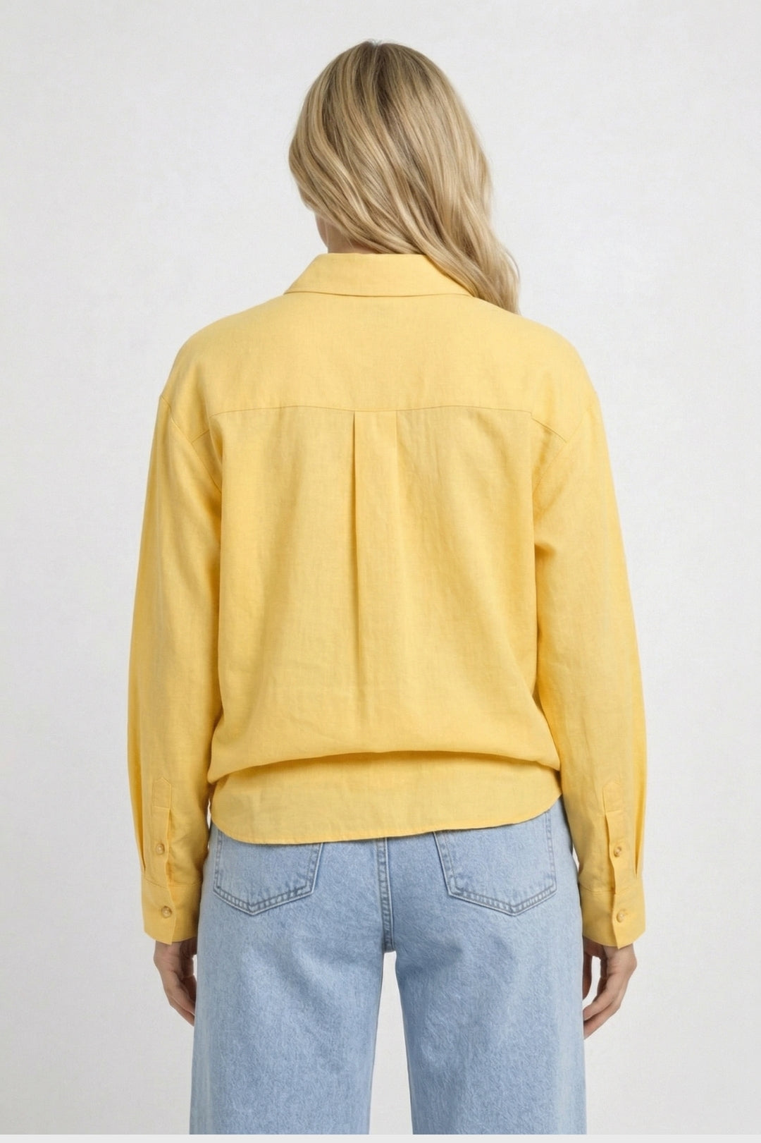 Alisa | Luchtige Blouse met Knopen en Relaxte Pasvorm
