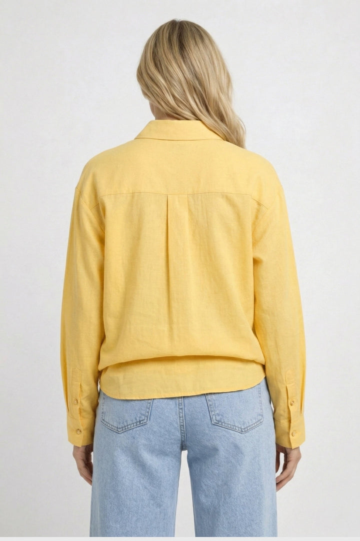 Alisa | Luchtige Blouse met Knopen en Relaxte Pasvorm