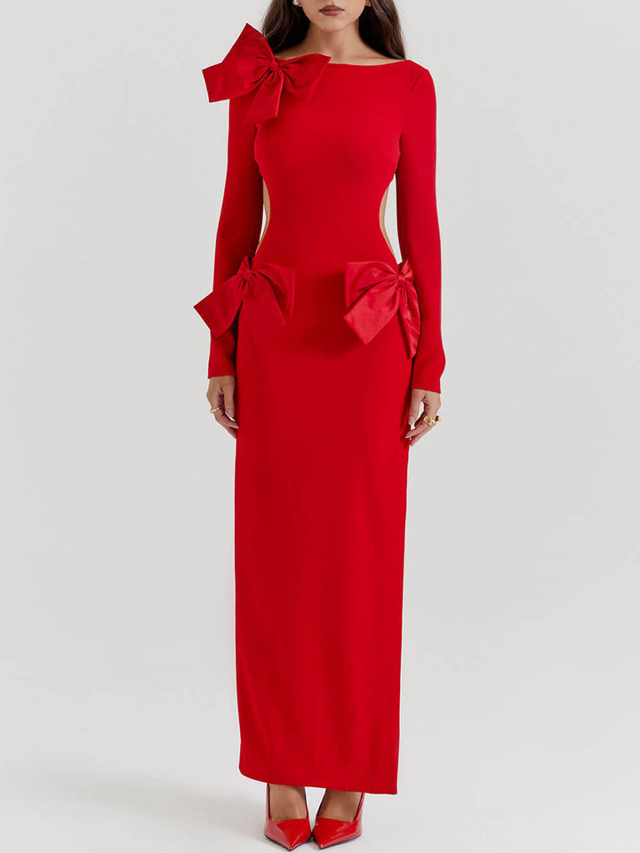 Soraya | Maxi Jurk met Strikdetails en Aansluitende Pasvorm