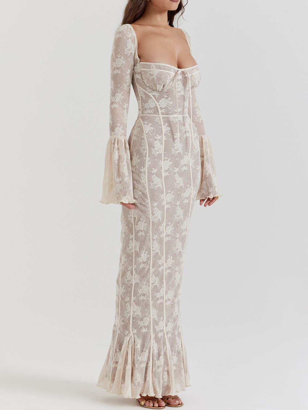 Aveline | Maxi Jurk met Kant en Flared Mouwen