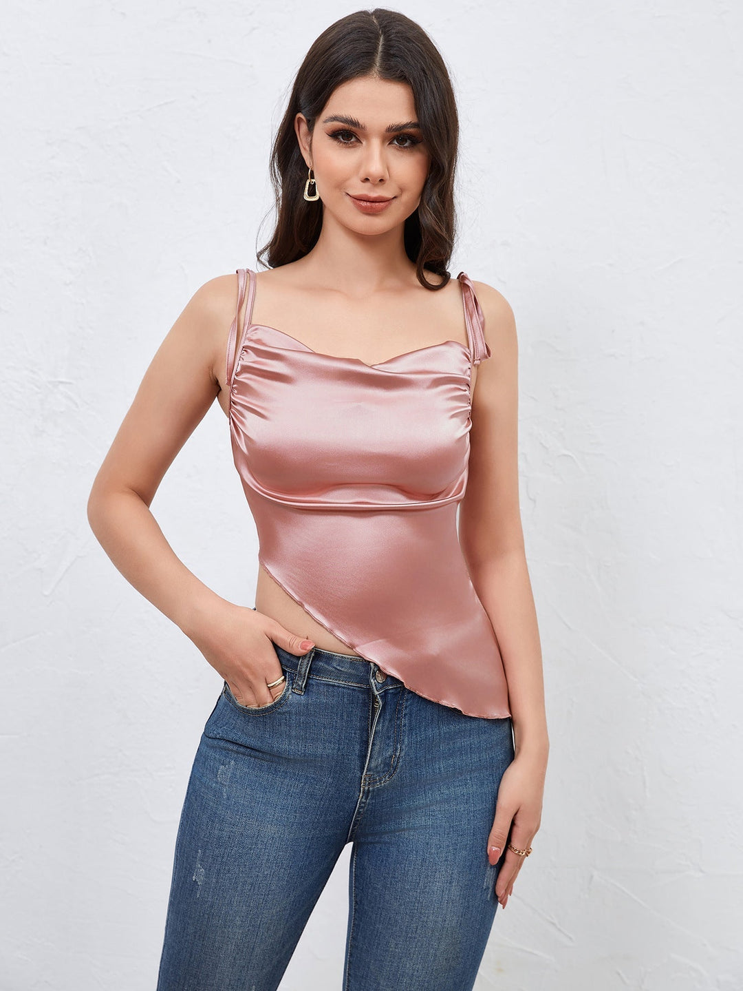 Feline | Satijnen Top met Asymmetrische Zoom