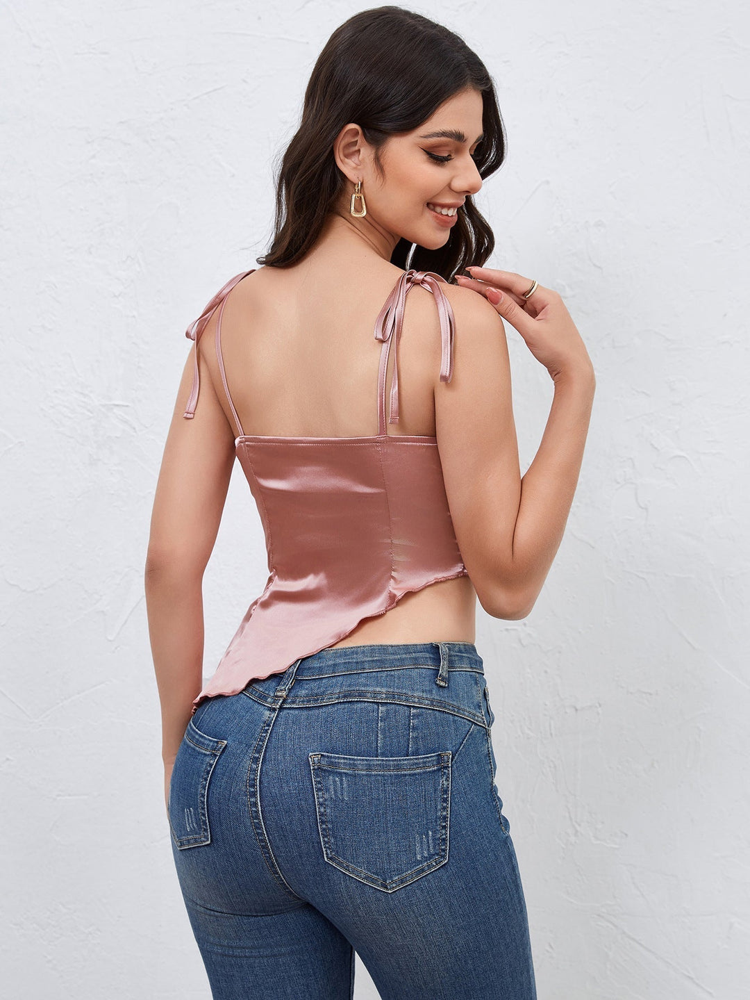 Feline | Satijnen Top met Asymmetrische Zoom