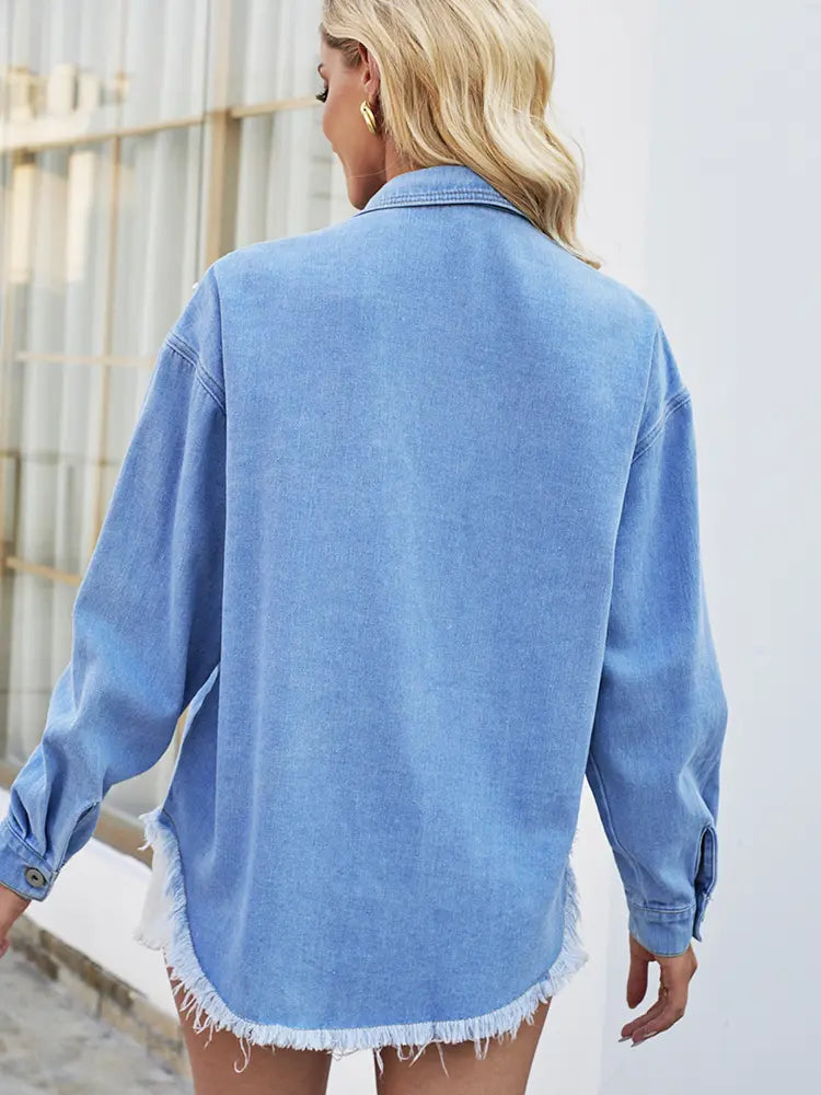 Evi | Denim Blouse met Pareldetails en Utility Look