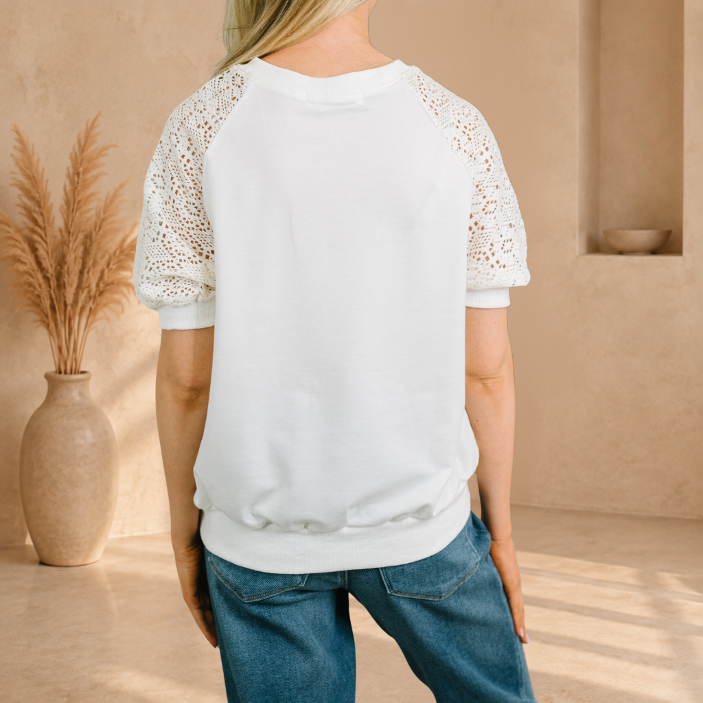 Reinou | Kant Raglan Crochet Top