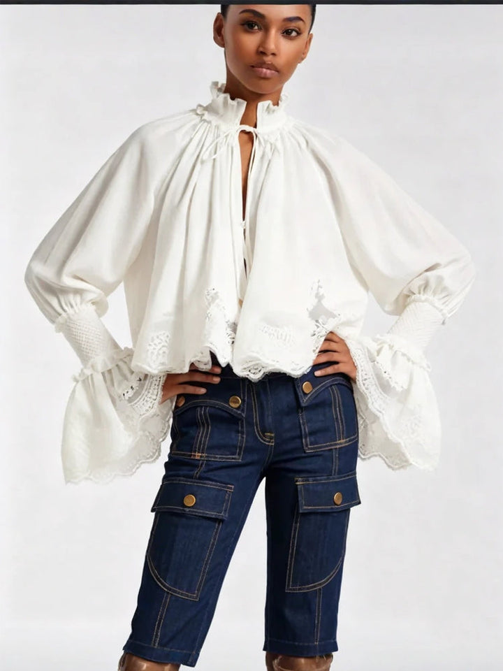 Noor | Blouse met Ruffle Kraag en Statement Mouwen
