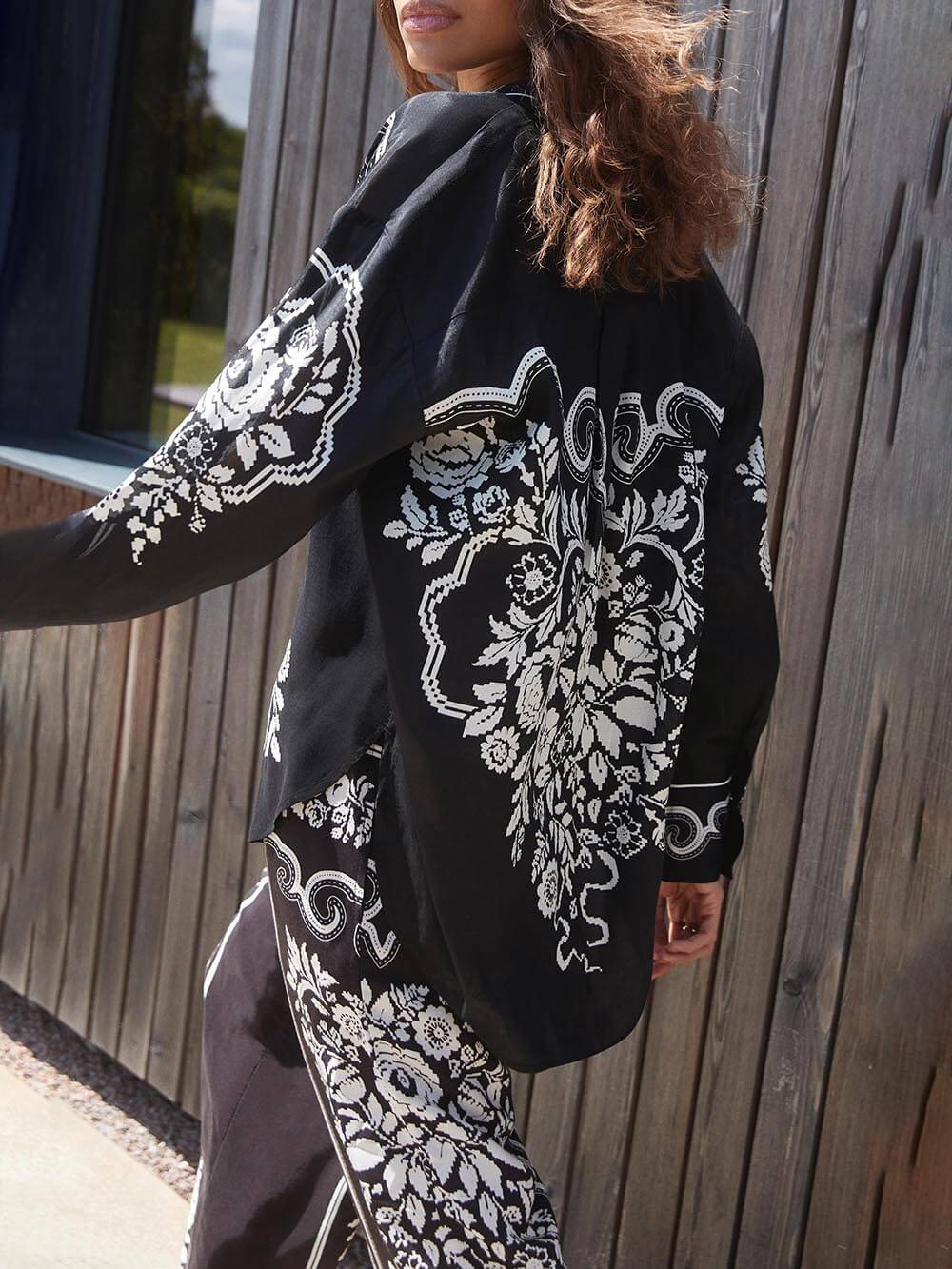 Luna | Blouse met Sjaalprint en Losvallende Pasvorm