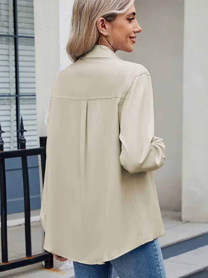 Iris | Blouse met Strikdetail en Utility Zakken