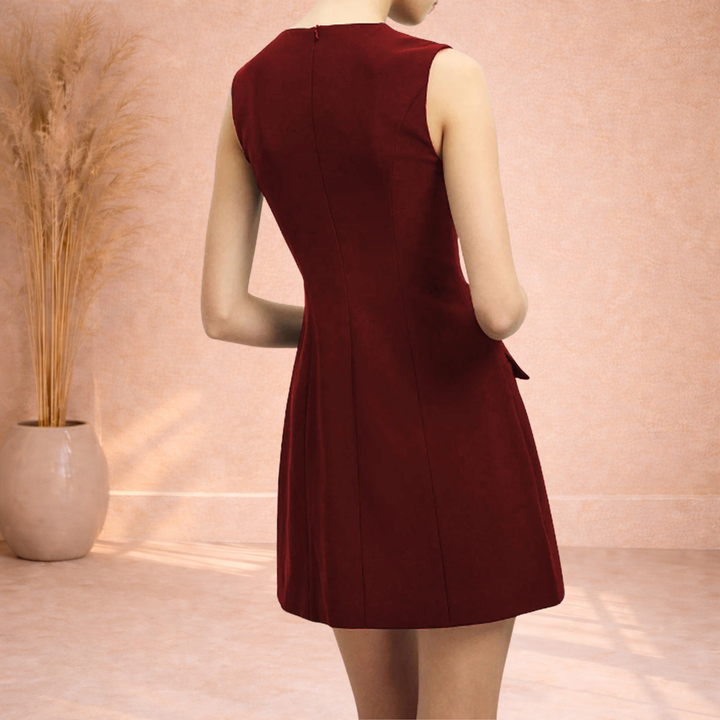 Elara | Mouwloze Mini Jurk met Split