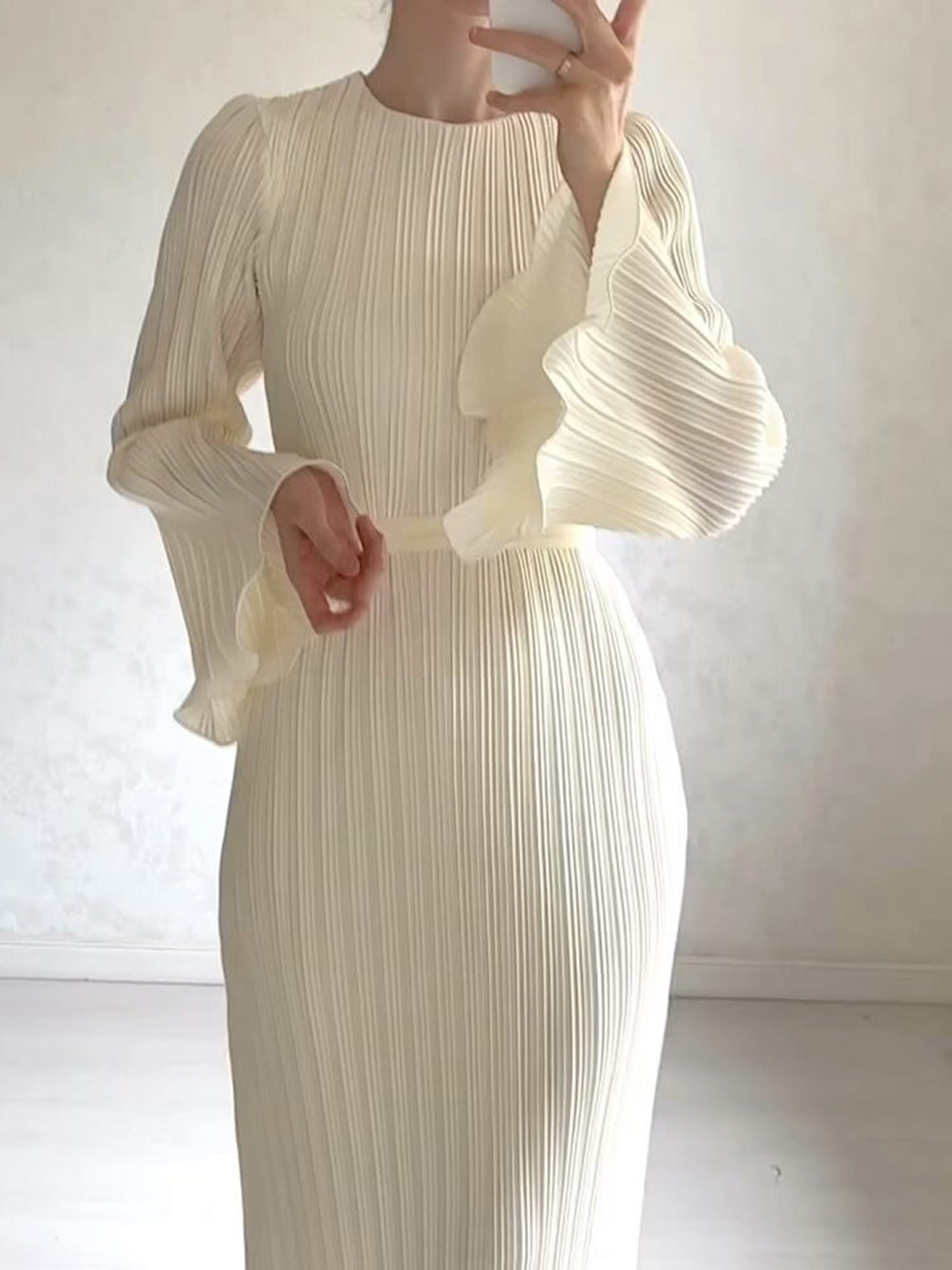 Odette | Maxi Jurk met Geplooide Structuur en Flared Mouwen