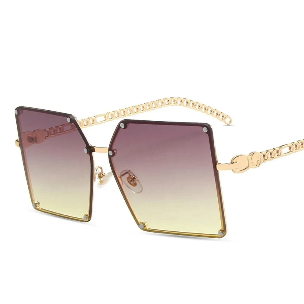 Amy-Linn | Geometrische Zonnebril met Ketting