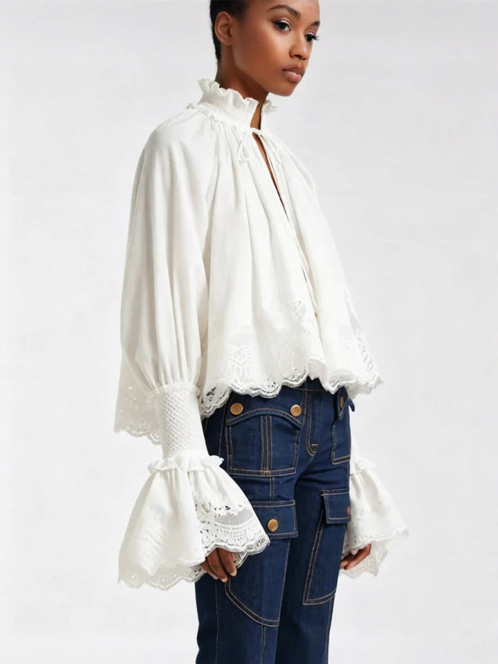 Noor | Blouse met Ruffle Kraag en Statement Mouwen