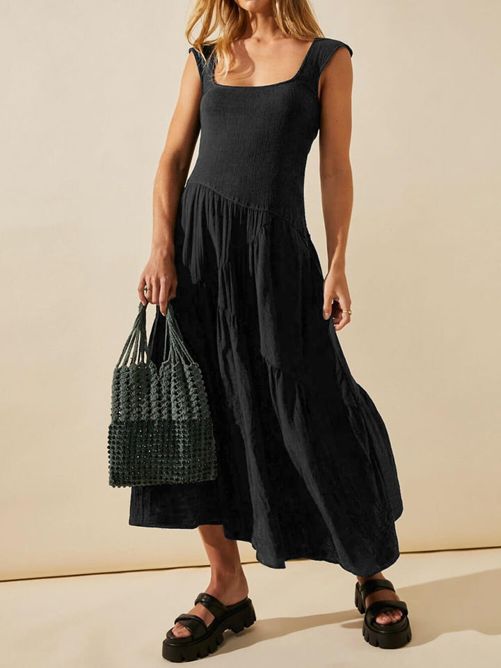 Emma | Maxi Jurk met Vierkante Hals en Gelaagde Rok
