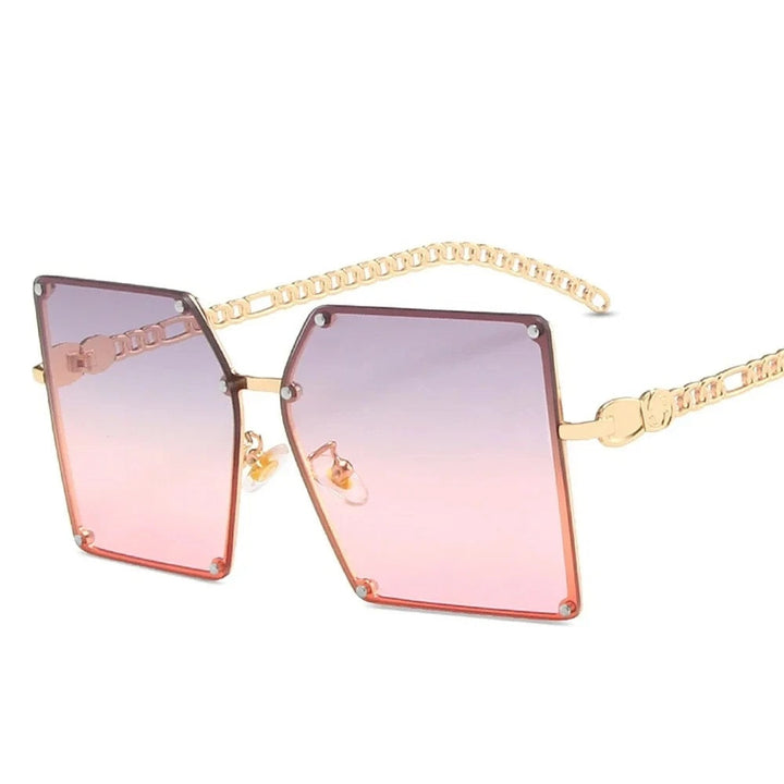 Amy-Linn | Geometrische Zonnebril met Ketting