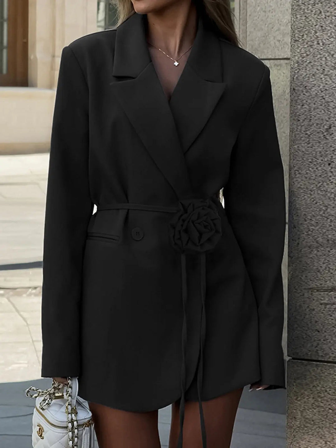 Valerie | Blazer Jurk met Ceintuur en Bloemdetail