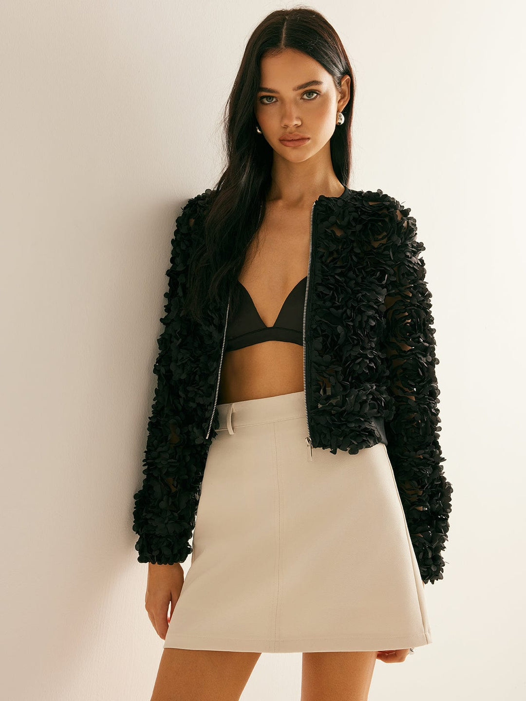 Elise | Textured Jacket met 3D Details