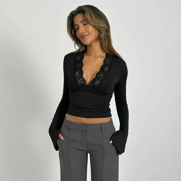 Fé | Lace Top met Diepe V-Hals