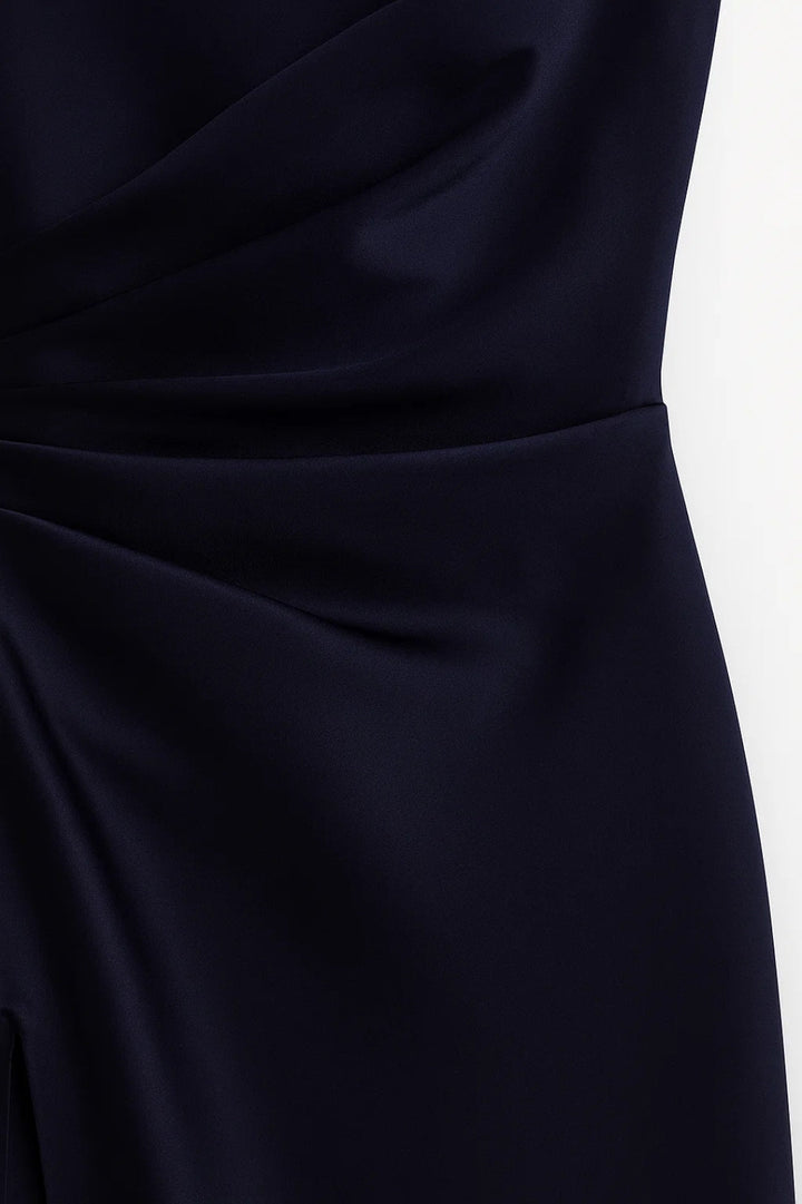 Valerie | One-Shoulder Galajurk