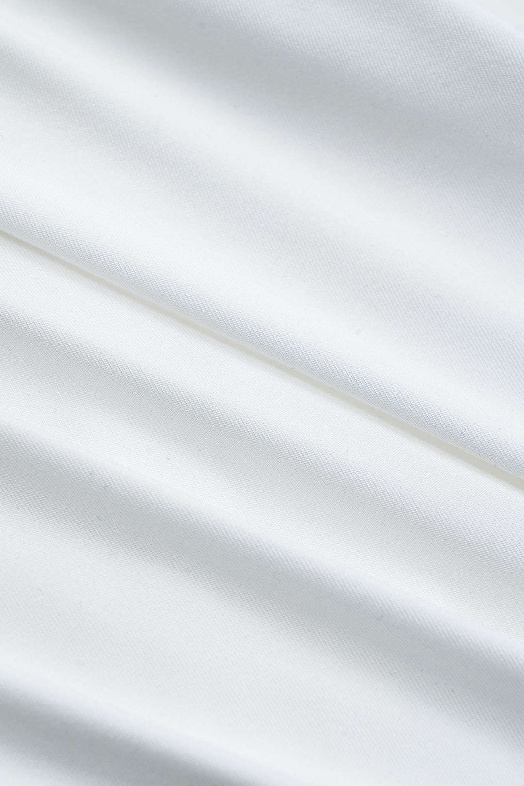 Fenna | Vrouwelijk Haltertop met Open Rugdetail