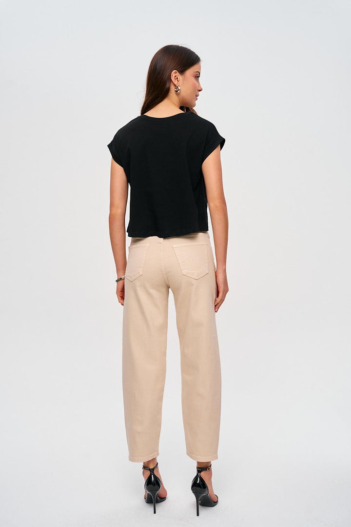 Noa | Straight Fit Jeans in Beige