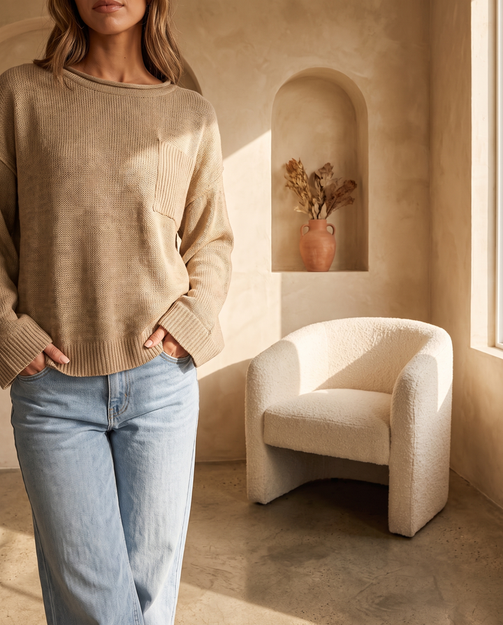 Evelina | Knus Gebreide Trui in Taupe - HavenCo lifestyle foto