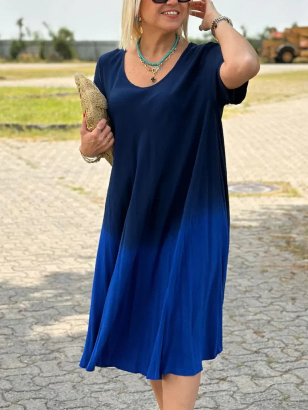 Renske | Midi Jurk met Losvallende Pasvorm