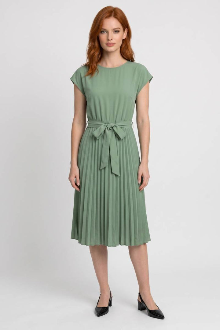 Lotte | Geplooide Midi Jurk met Strikceintuur